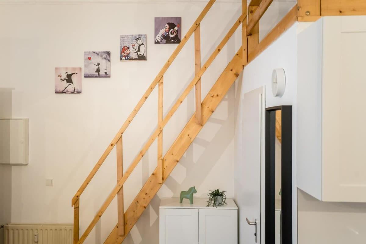 Appartement Stylish Loft Close To Boxhagener Platz Berlijn