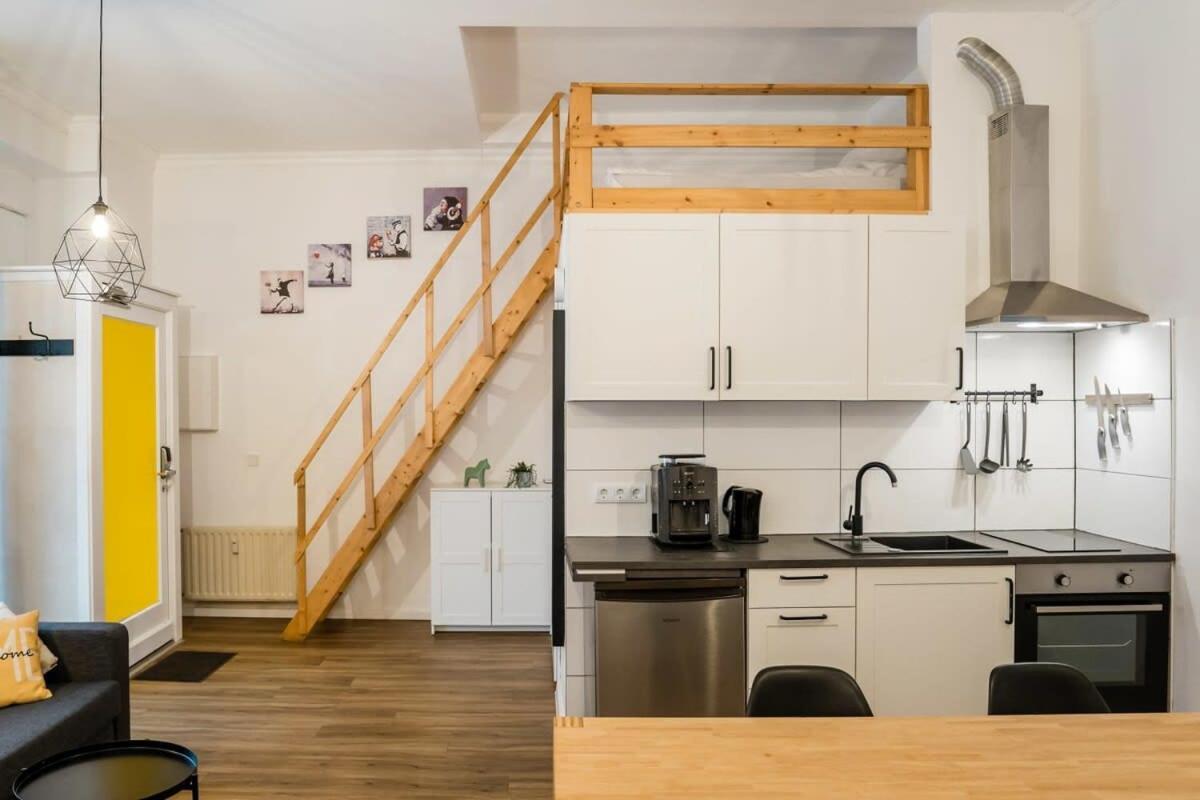 Stylish Loft Close To Boxhagener Platz Berlijn